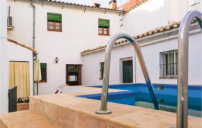 Beautiful home in El Bosque with WiFi, Outdoor swimming pool and 3 Bedrooms, El Bosque